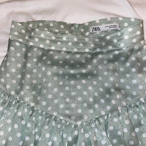 Green polka dot Zara mini skirt